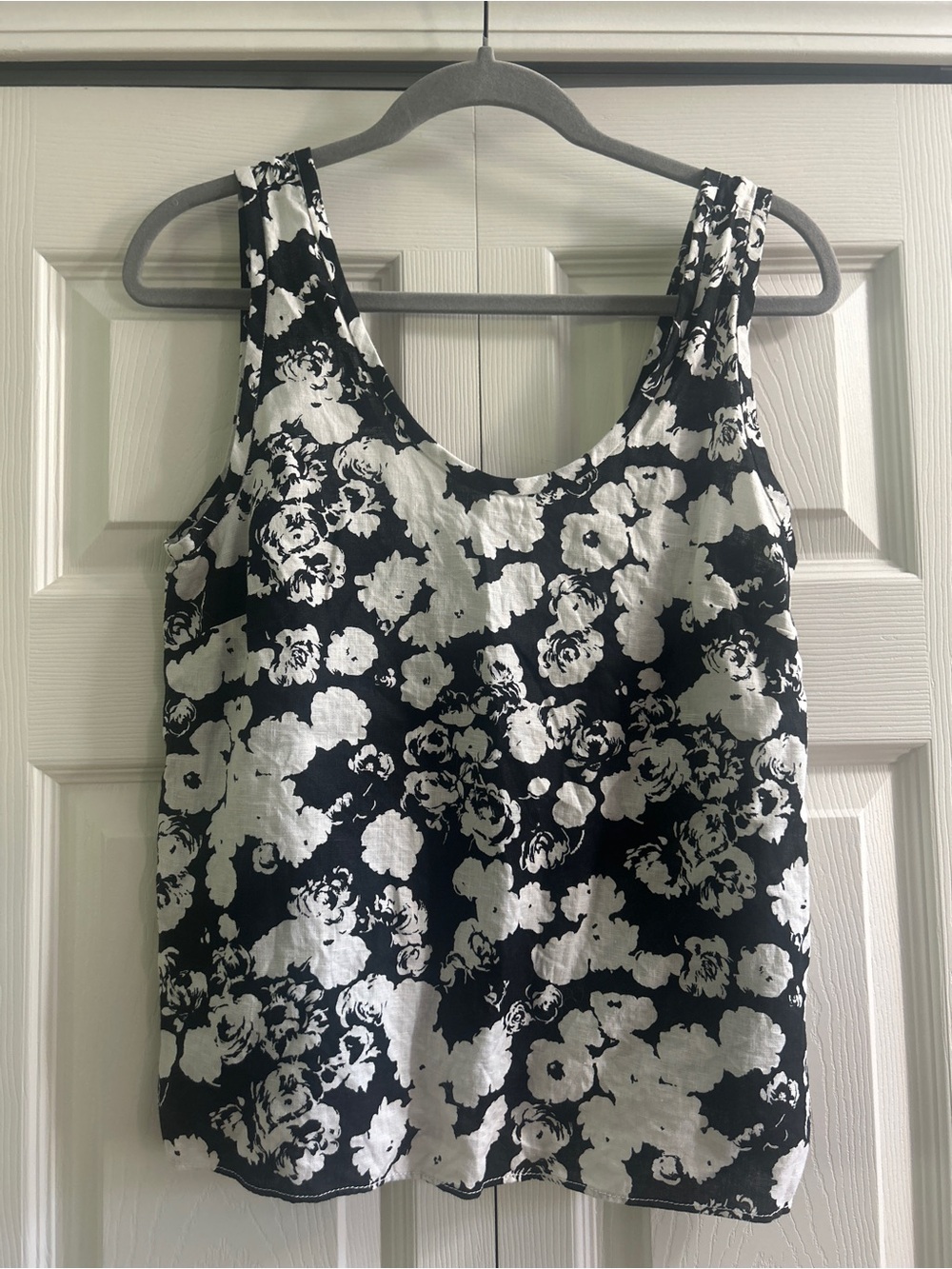 Everlane Tank Women’s Size 2 Black Floral The Scoop Top 100% European Linen